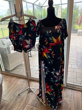 Navy Floral Maxi Dress with Matching Shorts sz 2x-3x